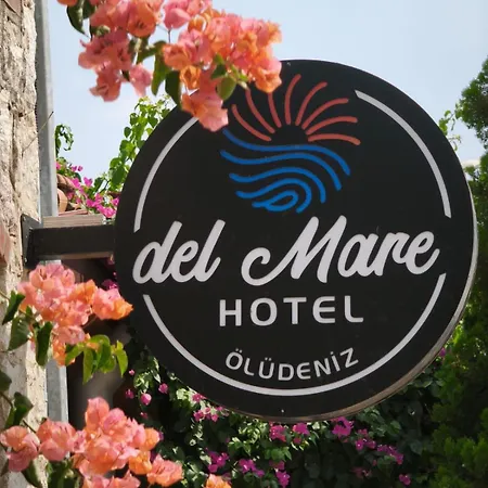 Del Mare Hotel *